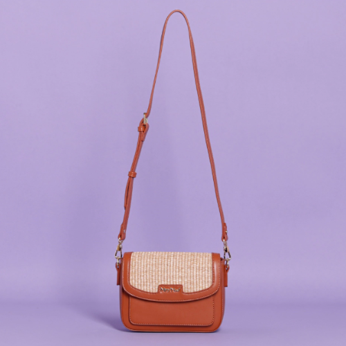 BORSA A TRACOLLA CON INSERTI IN STRAW PAPER - Cuoio