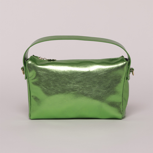 BORSA A MANO EFFETTO LAMINATO VERDE MENTA
