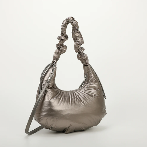 BORSA HOBO IN NYLON CON MANICO ARRICCIATO CANNA DI FUCILE 