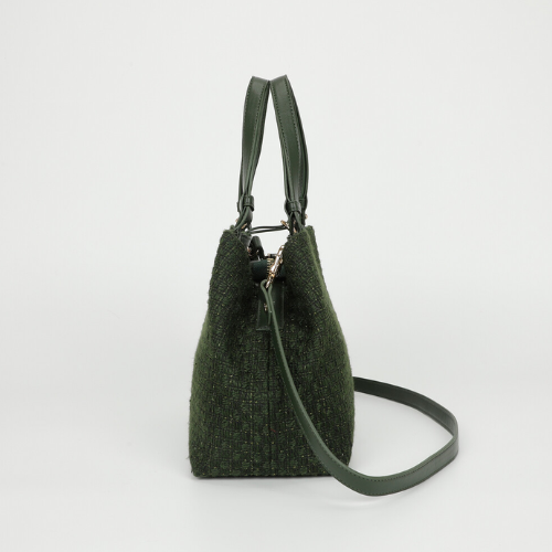 BORSA A BRACCIO IN TESSUTO VERDE MILITARE