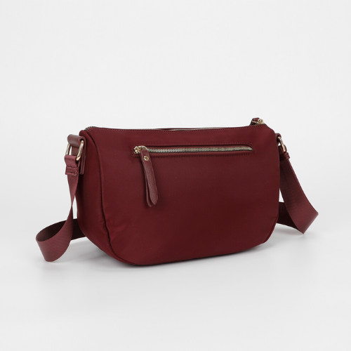 BORSA A TRACOLLA IN NYLON CON DETTAGLI IN PU BURGUNDY