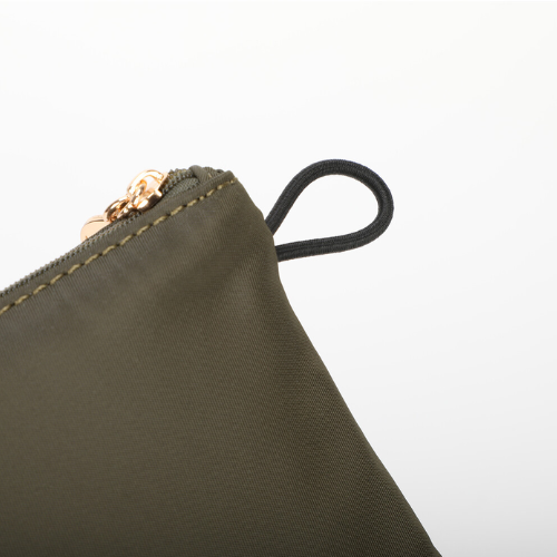 PORTAOGGETTI PICCOLO IN NYLON VERDE MILITARE