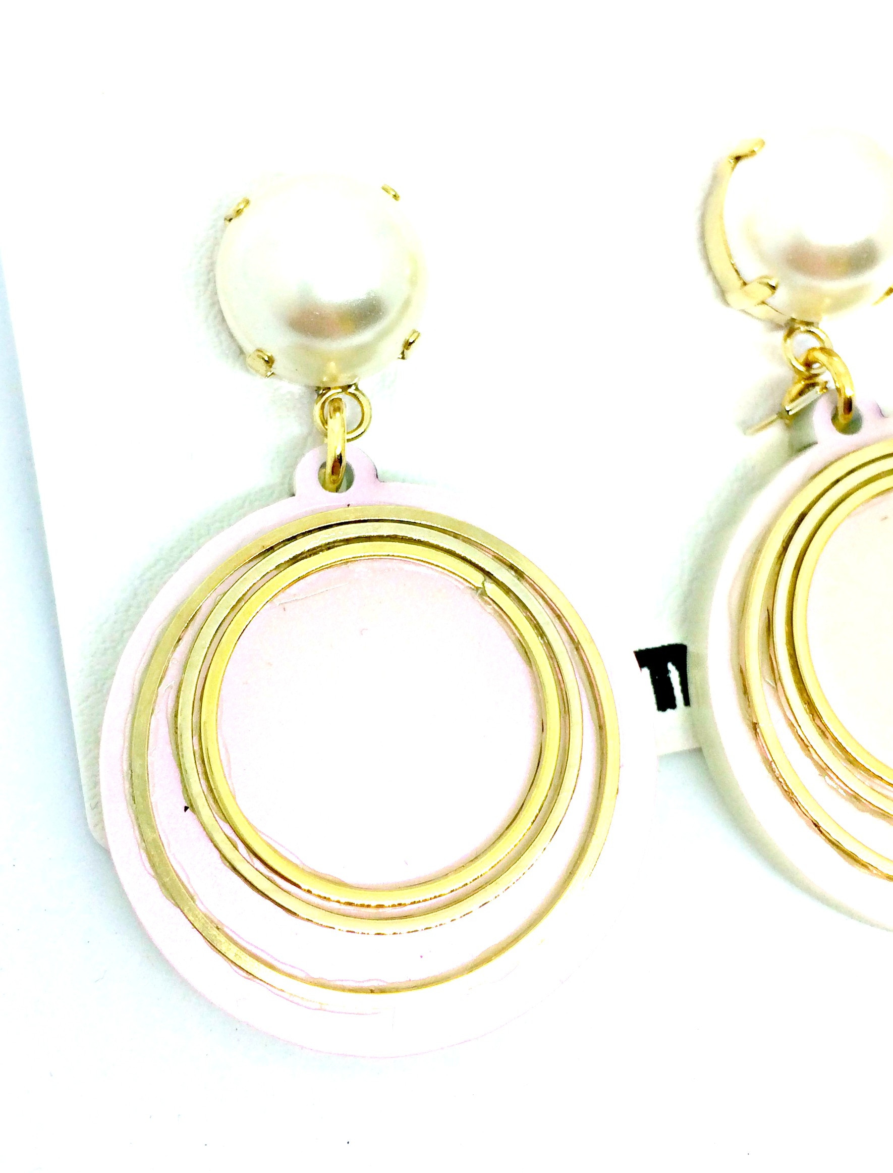 orecchino a perno dorato con cerchio in resina cangiante art. B000209