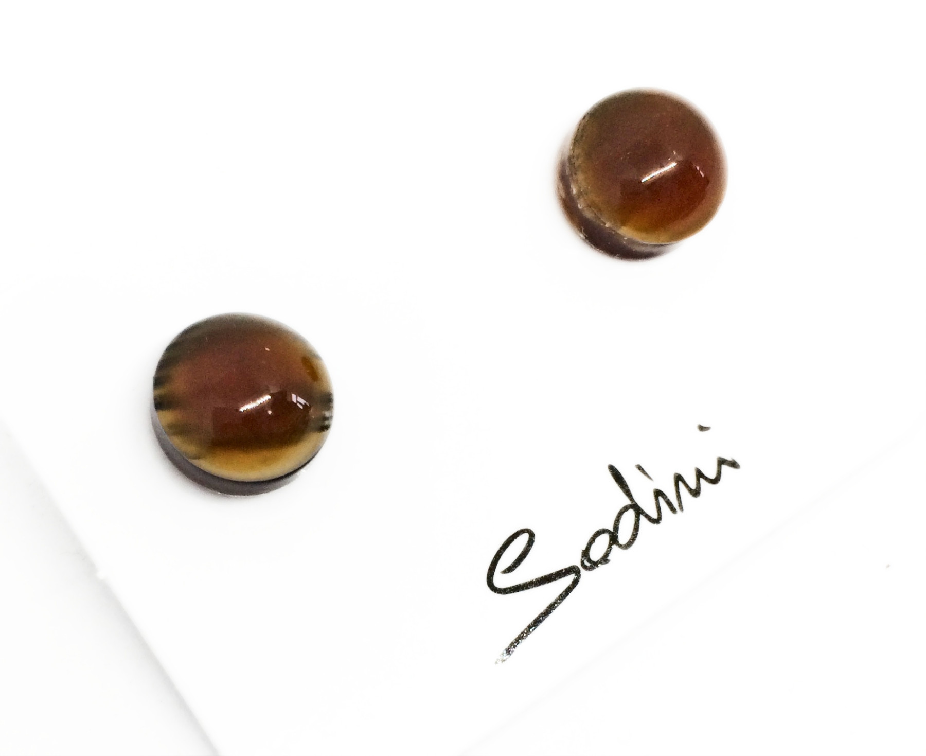 Orecchino a perno marmorizzato marrone art. 820246D