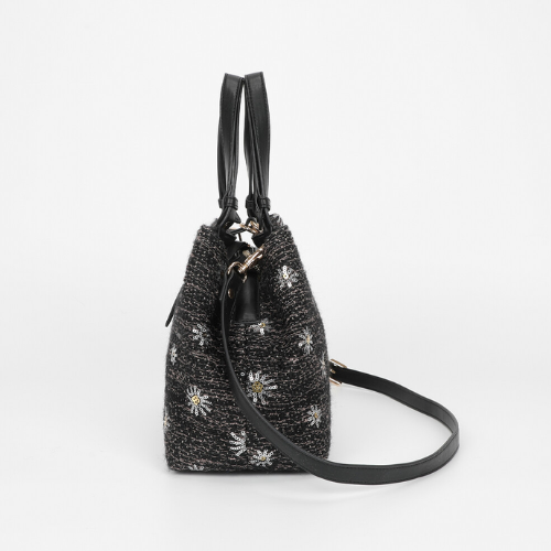 BORSA A BRACCIO IN TESSUTO NERO