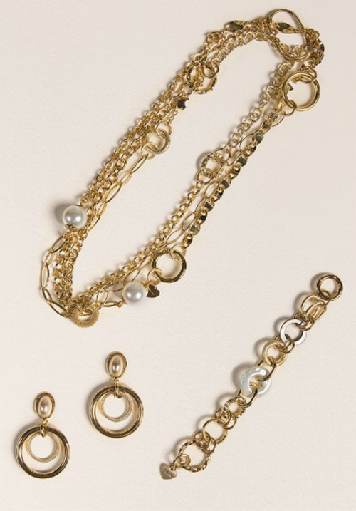 COLLANA EXTRA-LUNGA A CATENA DORATA CON PERLE ART. B000778