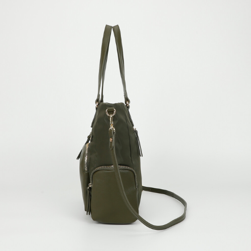 BORSA A SACCA IN NYLON CON DETTAGLI IN PU VERDE MILITARE