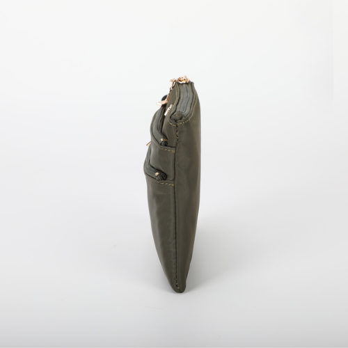 PORTAOGGETTI PICCOLO IN NYLON VERDE MILITARE
