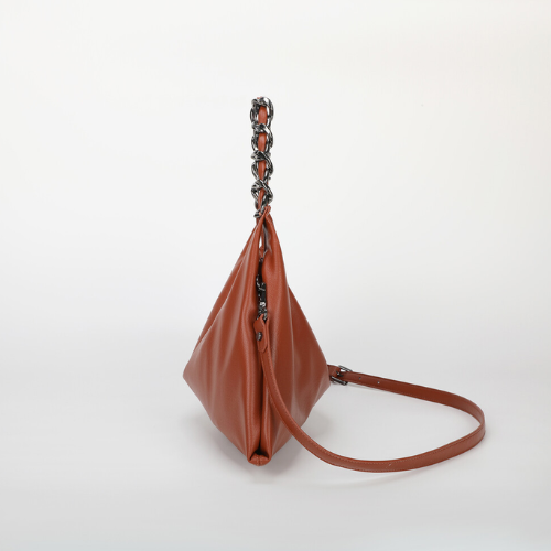 BORSA A SPALLA PICCOLA CON CATENA CUOIO