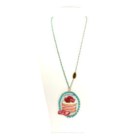 collana lunga con pietre celesti e pendente con torta art. B000045