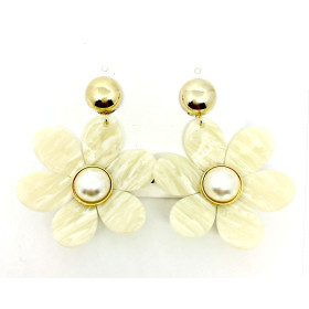 orecchino a clip dorato con fiore in resina avorio art. B000203
